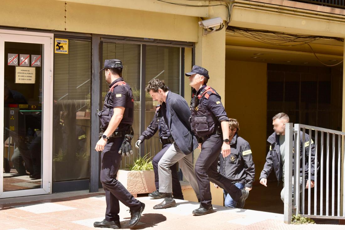 "My father has fallen": Emergency call in Mango billionaire case reveals eight mysterious minutes