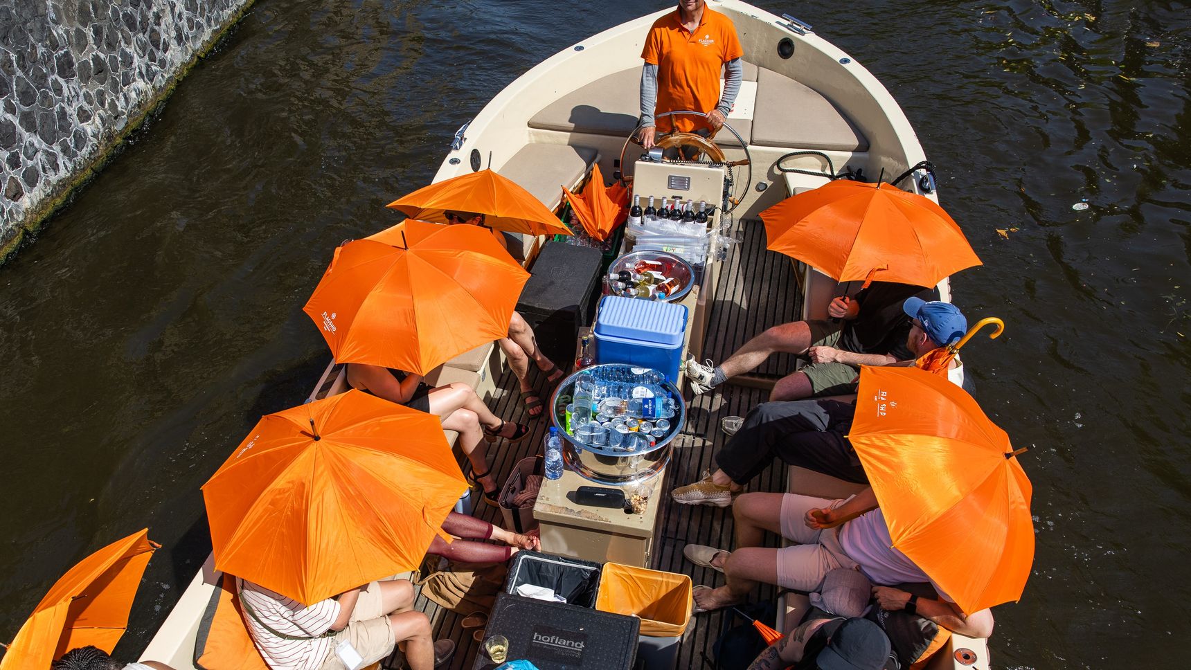 Amsterdam opent 12 koelteplekken tegen hitte, recordlange juni-hittegolf in de maak