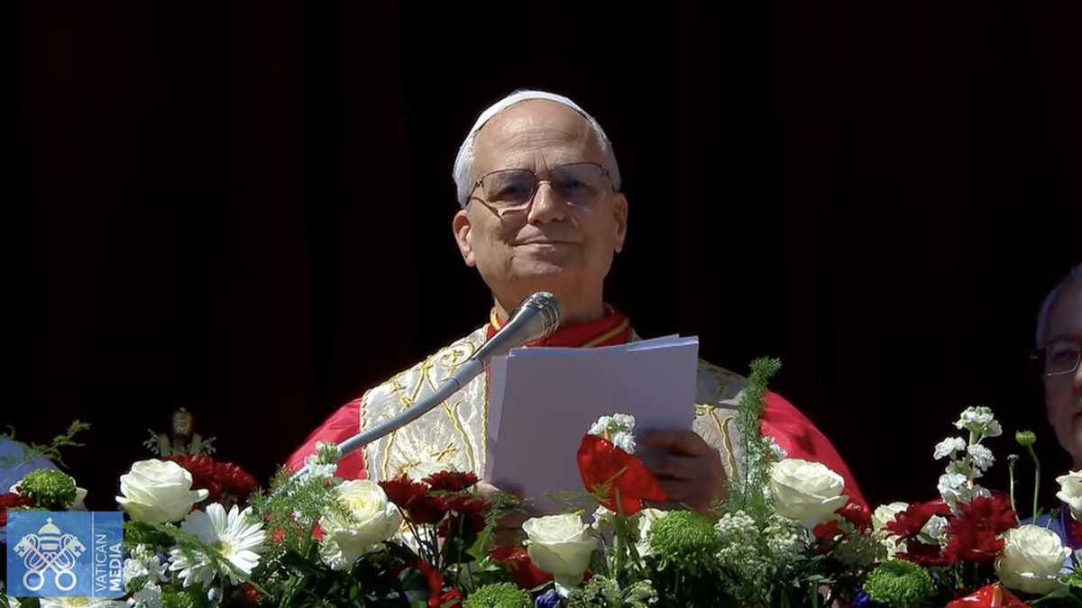 Pâques au Vatican: le pape François dénonce la guerre et appelle à la paix