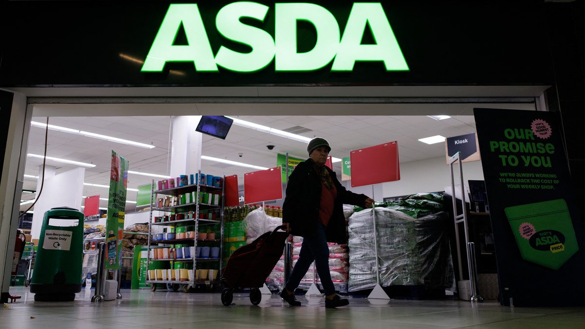 "J’ai risqué ma vie pour cette entreprise" : salarié depuis 25 ans, un employé de supermarché se fait licencier pour avoir confronté un voleur