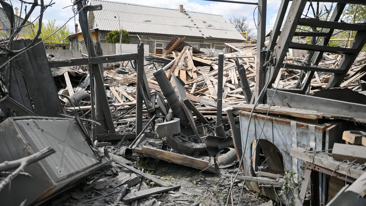 Guerre en Ukraine : un mort et quatre blessés après une frappe de drone russe sur la ville de Kherson, Moscou a proposé un cessez-le-feu le 9 mai