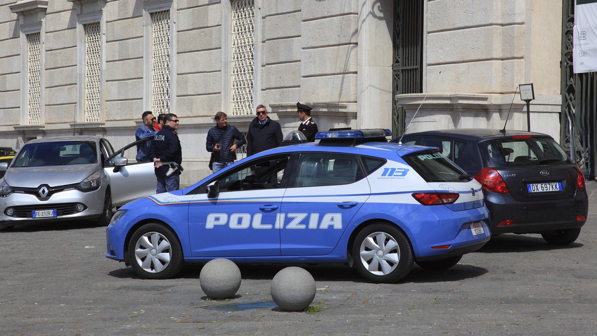 Il fonce délibérément sur des piétons avant de tenter de poignarder des passants, faisant 7 blessés dont 2 très graves