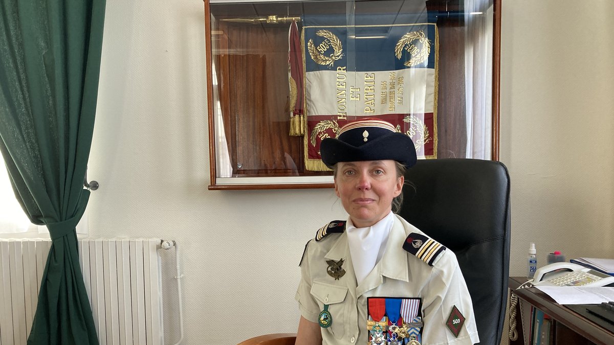 "Nous avons de nombreux défis à relever" : le colonel Fanny Peluttiero prend le commandement du 503e Régiment du Train