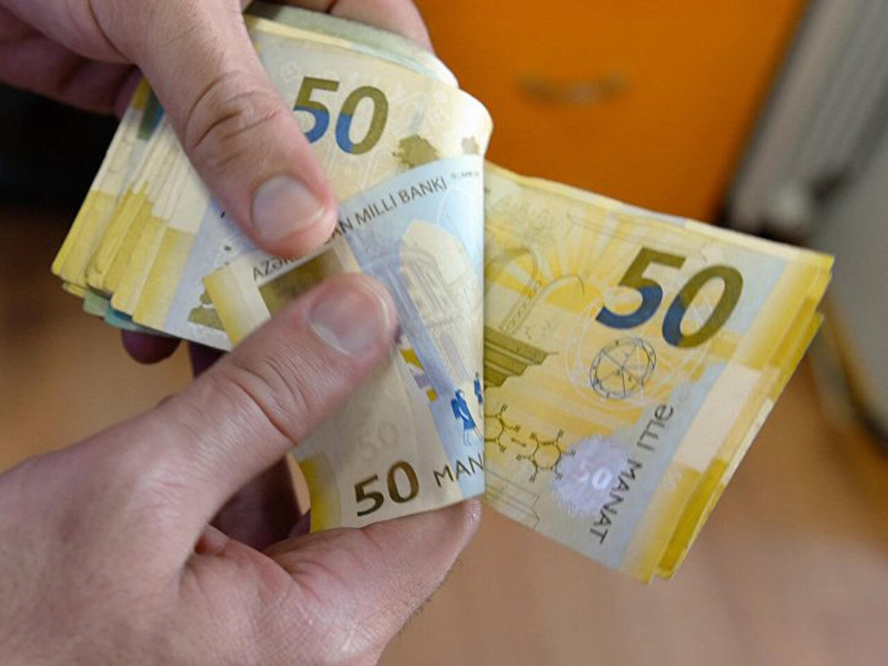 Azərbaycanda uşaqpulunun verilməyinə BAŞLANILIR?