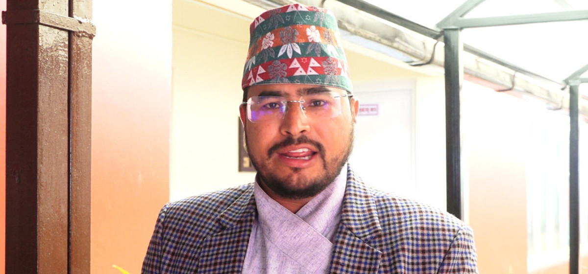 नेताहरूको ‘जुँगाको लडाइँ’ भयो : ज्ञानेन्द्र शाही