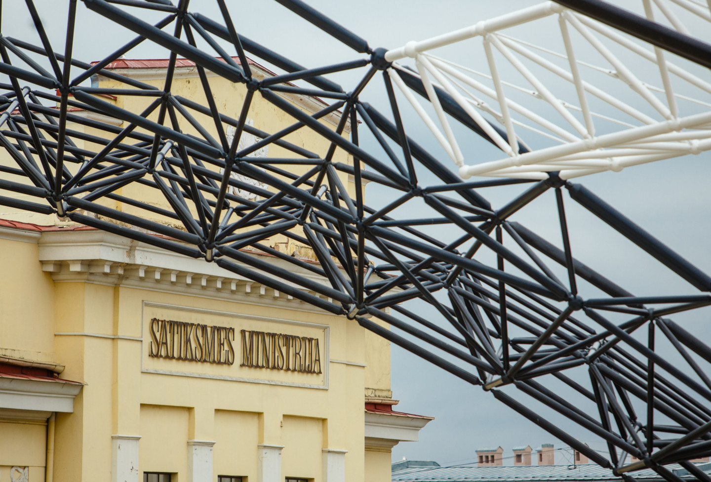 Pārvadātāji: pieprasām steidzamu tikšanos ar satiksmes ministru