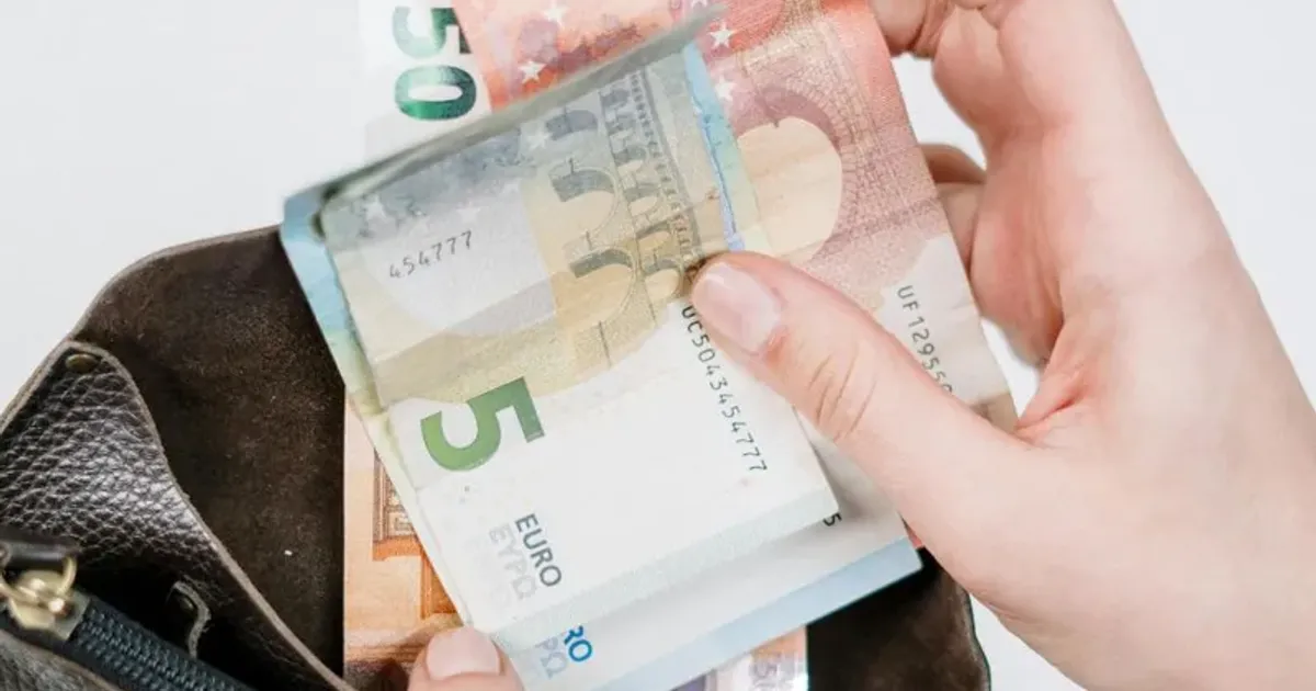 Uşoară apreciere a leului faţă de moneda europeană. Cursul BNR: 5.2661 lei pentru un euro
