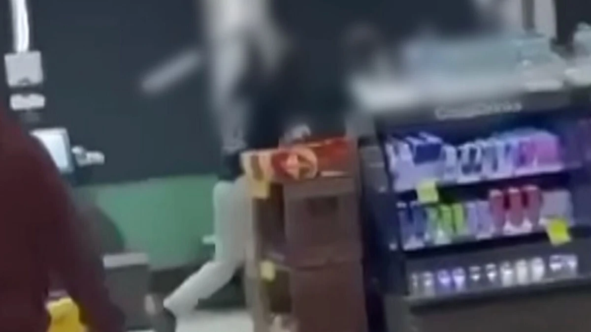 Terrifying baseball bat brawl breaks out at Woolies checkout