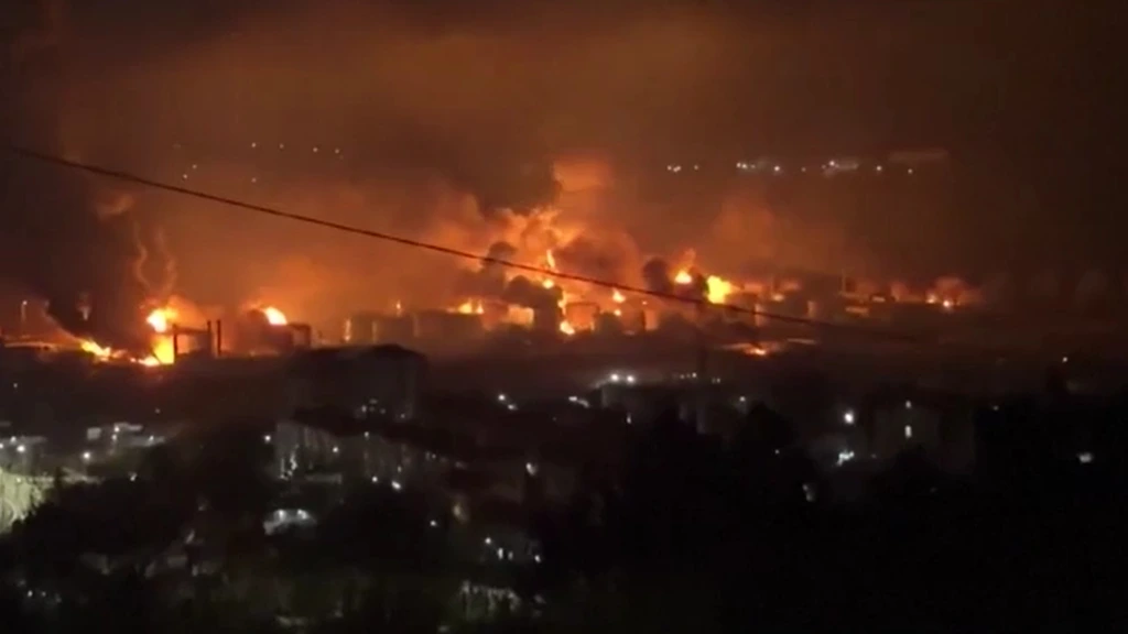 Oekraïne raakt Rusland: grote aanval op olieraffinaderij en haven