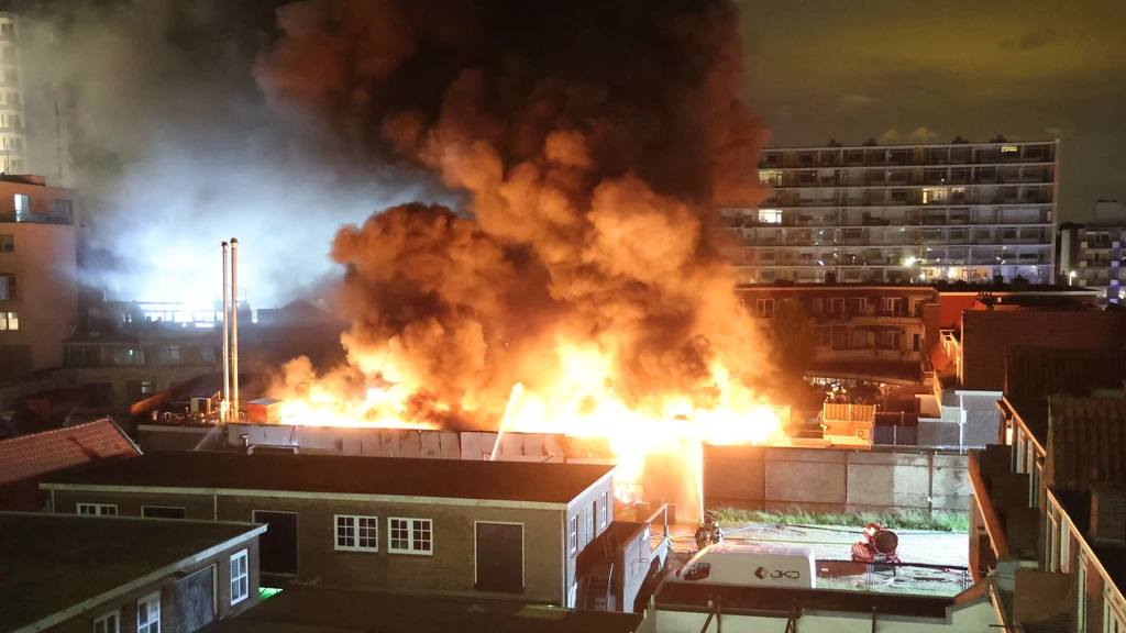 Veel rook bij brand Scheveningen, meerdere woningen ontruimd