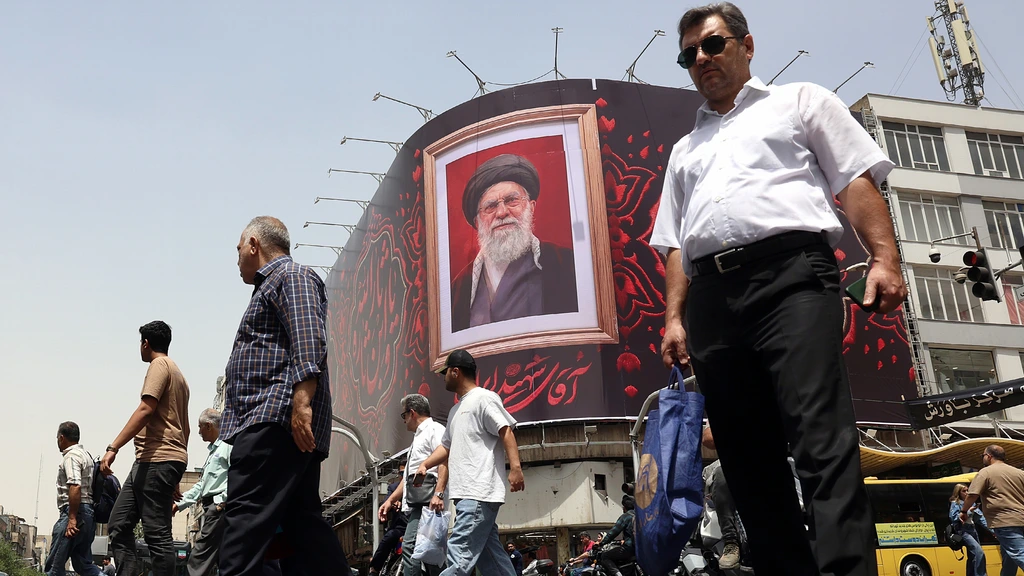 Teheran bereidt zich voor op miljoenen mensen bij rouwstoet Khamenei
