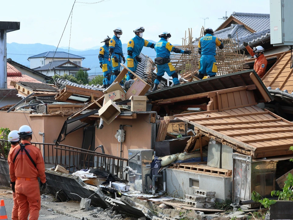 Dodental na aardbevingen in Japan loopt op, reddingswerk nog in volle gang