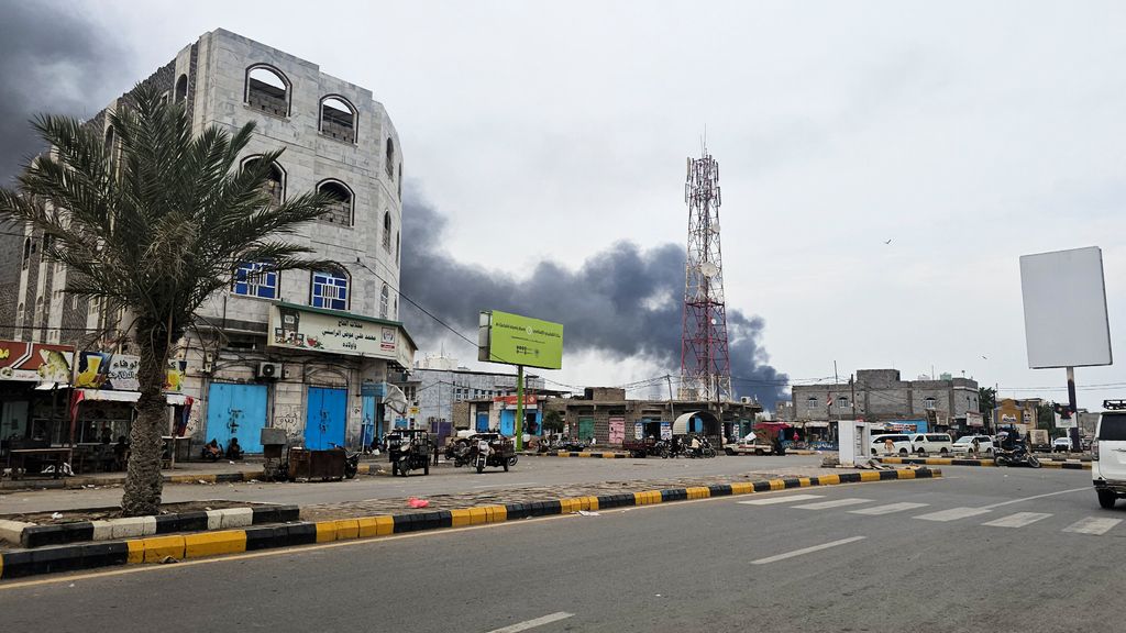 Houthi-aanval doodt zeven mensen in Jemen, ook Saudische raffinaderij geraakt
