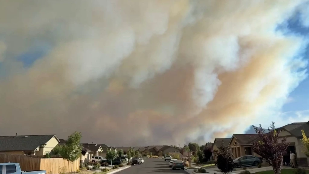 Grote natuurbrand nabij Amerikaanse gokstad Reno, 4000 hectare in de as gelegd
