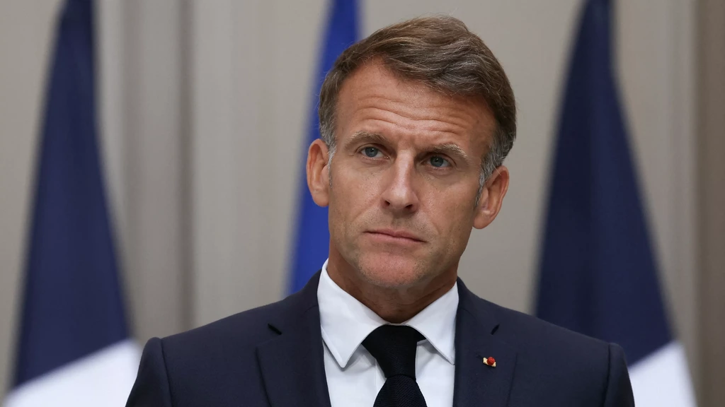 Macron wil kritieke infrastructuur beter beschermen tegen Russische hybride aanvallen