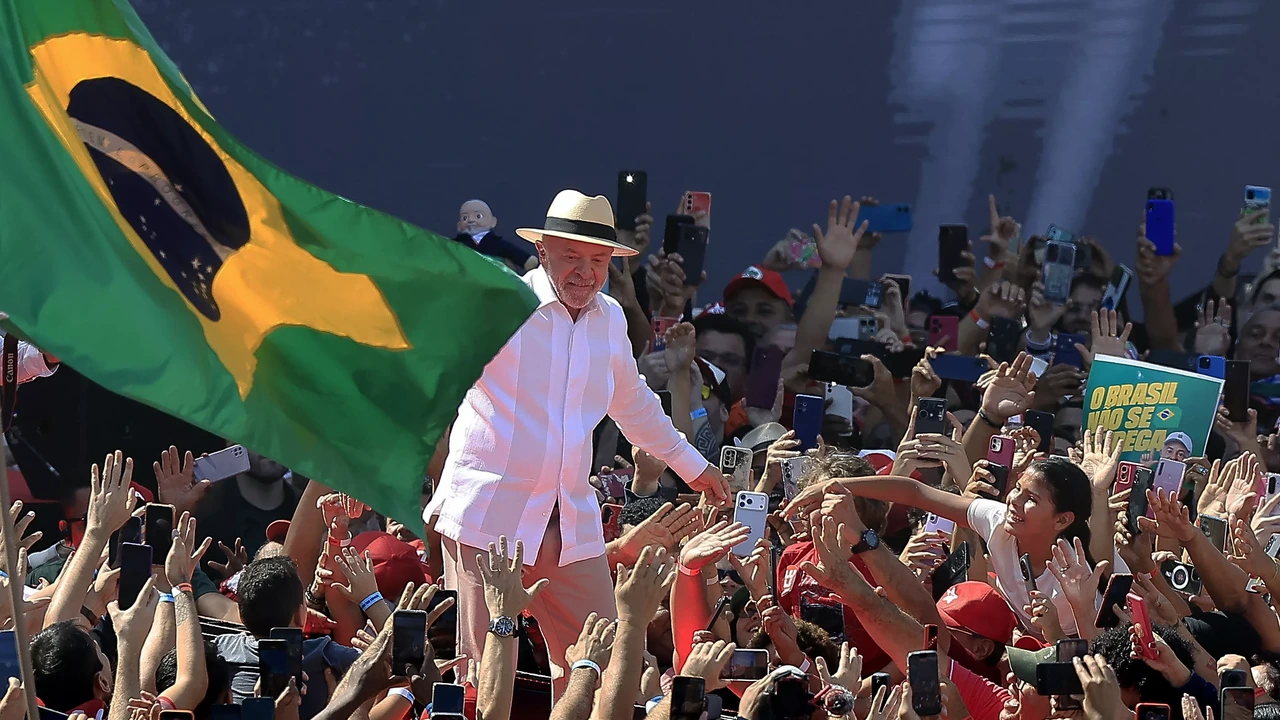 President Brazilië opent met tv-spotje aanval op Trump: 'Hij wil ons koloniseren