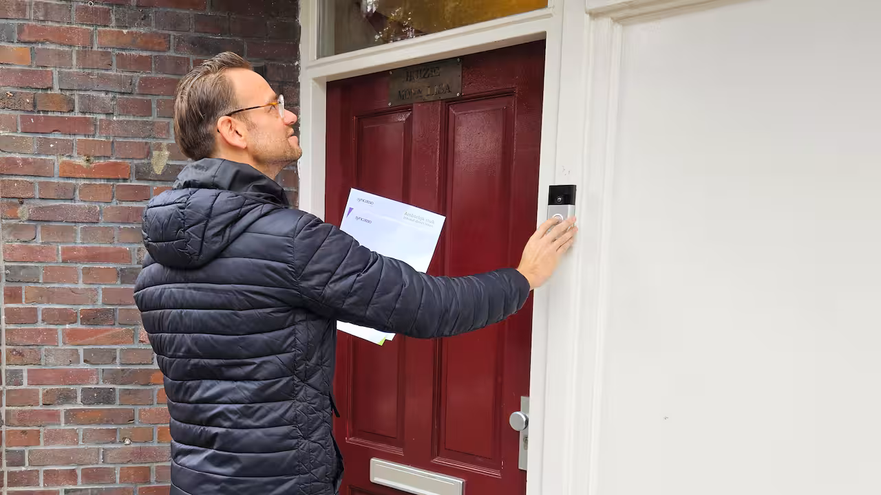 Opendoen voor de deurwaarder lijkt een zeldzaamheid: 'Bang iets te verliezen'