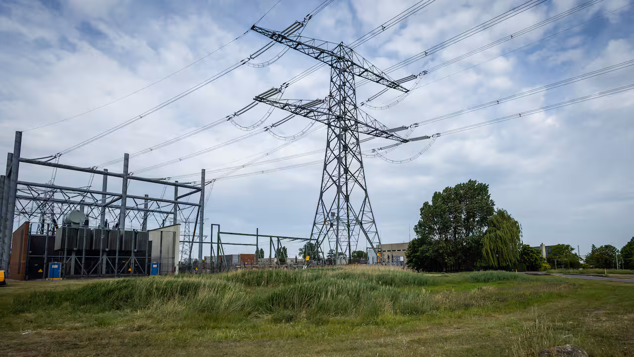 Niet de airco's, maar gebrek aan aanbod zorgt vanavond voor recordprijs stroom