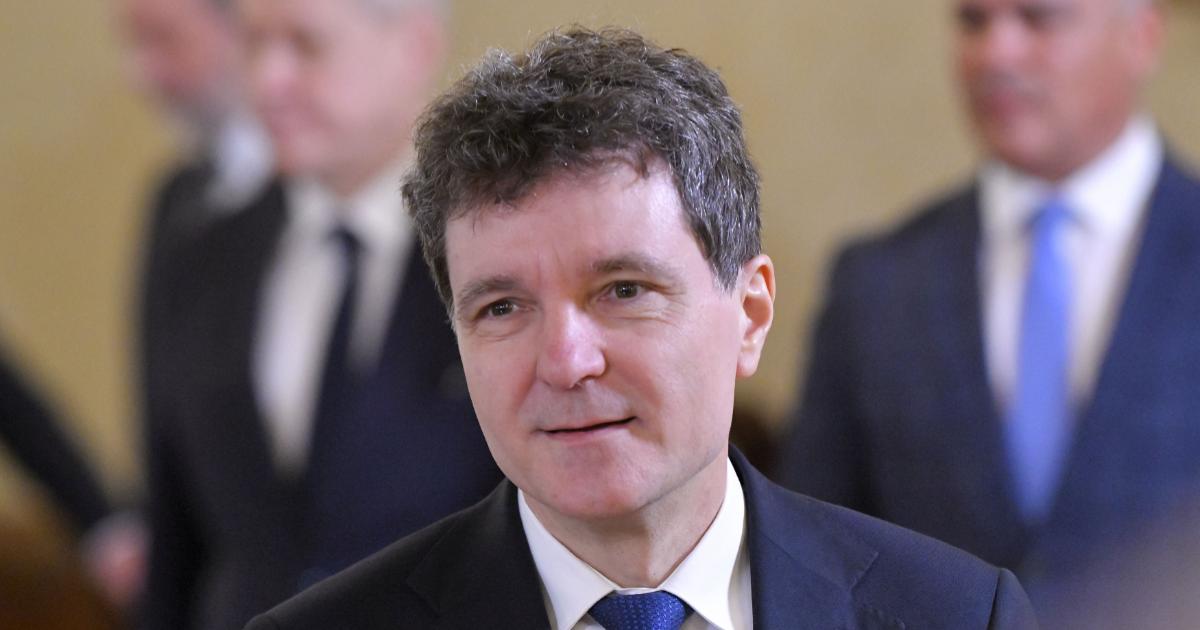 După încă o rundă de negocieri, Nicuşor Dan ar urma să anunţe azi numele noului premier - Surse