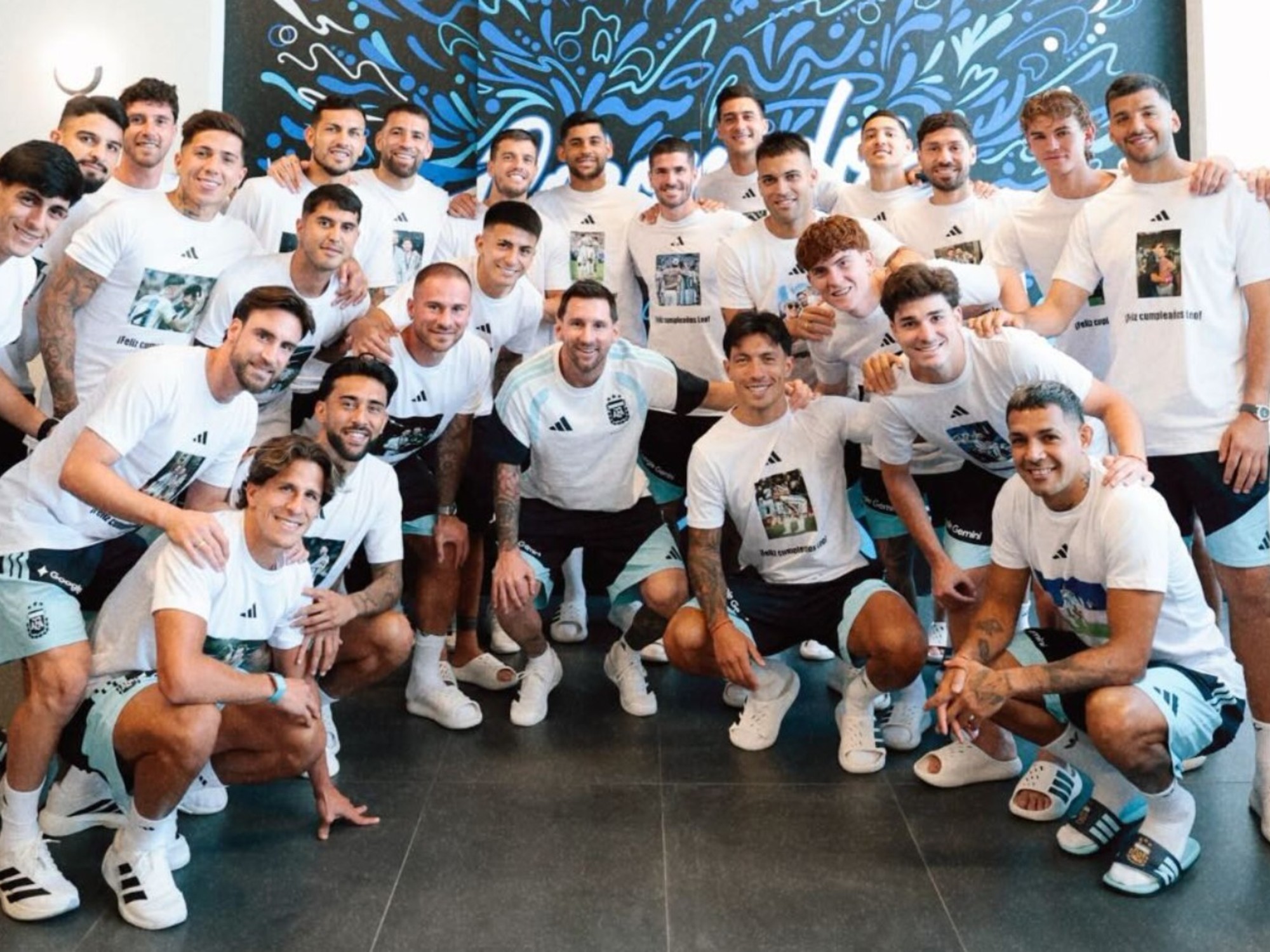 El emotivo regalo sorpresa de la Selección a Messi