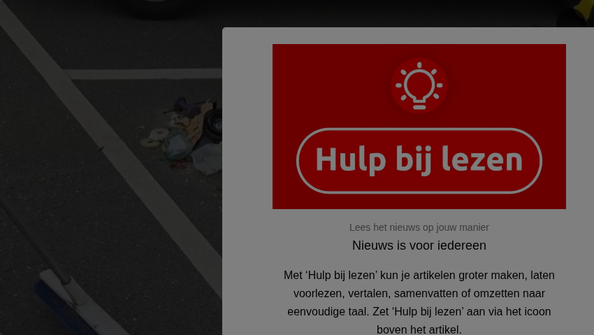 Jongens slingeren troep op auto's, politie laat ze zelf opruimen