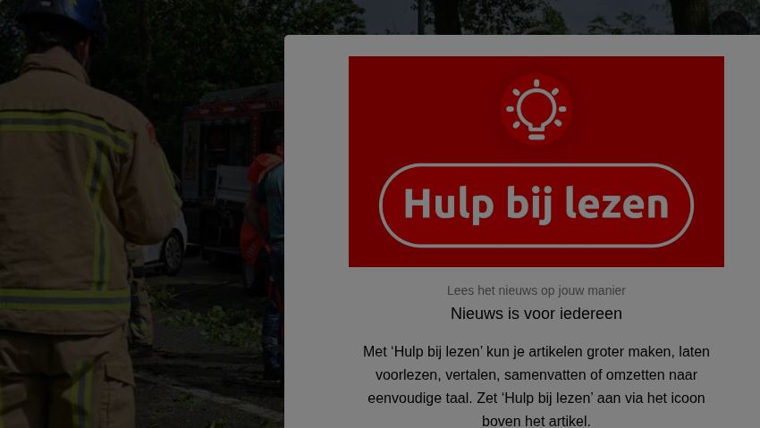Boom valt op auto door noodweer in Boxtel: bestuurder overleden
