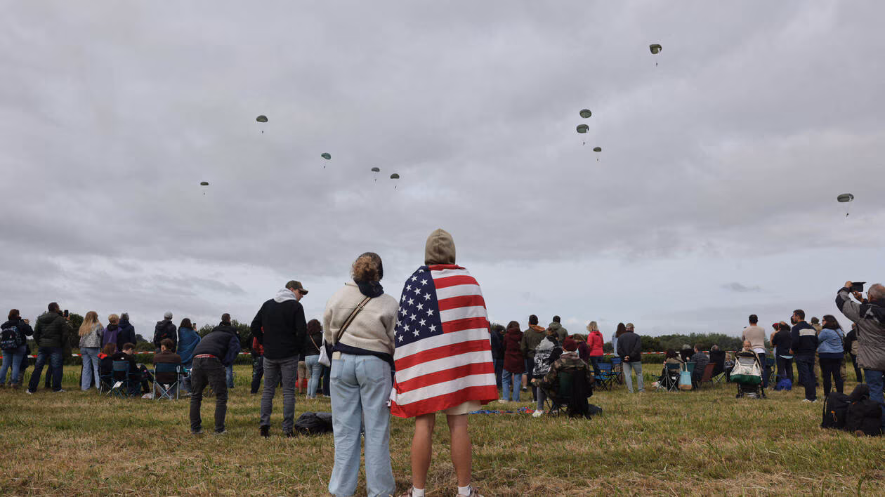 DIRECT. 82e anniversaire du Débarquement en Normandie : « c’est mon premier saut ici à la Fière, c’est génial »