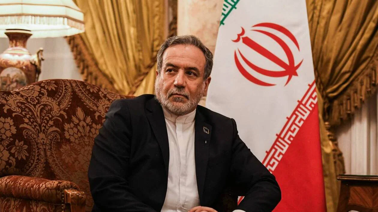 Guerre au moyen orient washington frappe liran teheran replique et vise une base au bahrein les dernieres infos 504b6c68 646a 11f1 bb6e df703f58b398