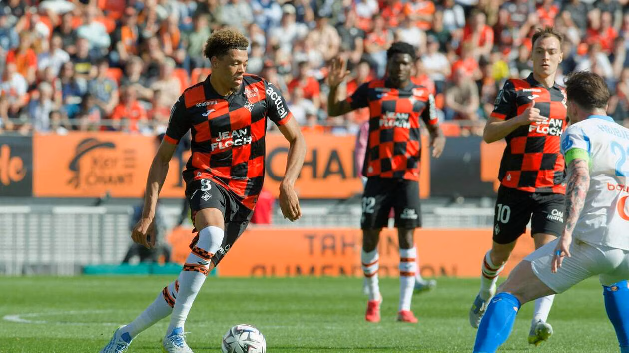 Mercato FC Lorient. Un fort intérêt de l’Olympiakos pour Noah Cadiou