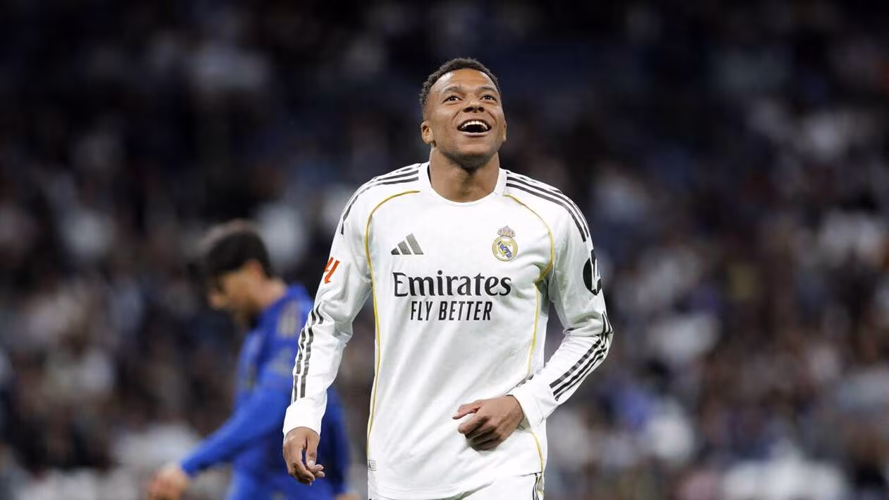 Real Madrid. Trois gros sponsors et 300 millions d’euros dans les caisses : le si cher maillot madrilène