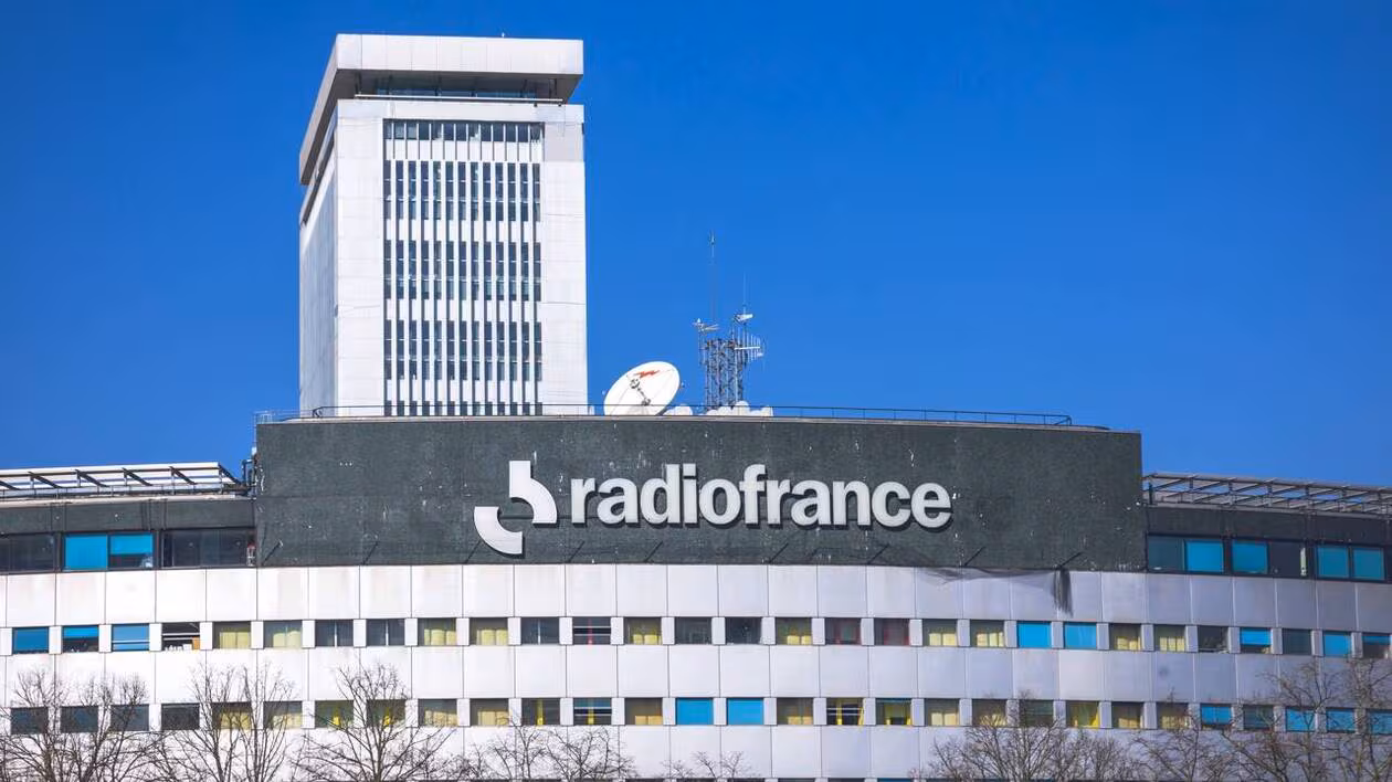L’Arcom met en demeure « Radio France » pour « sous-représentation » du Rassemblement national en journée