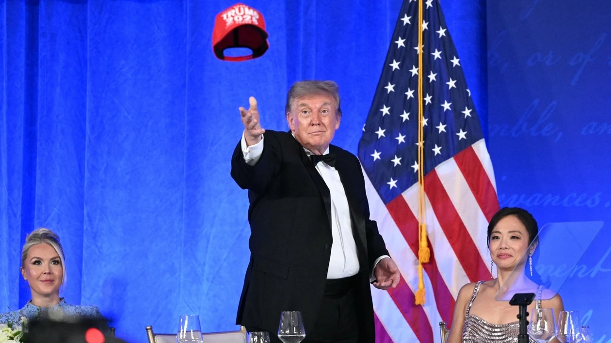 Trump menace de frapper plus durement l'Iran qui riposte et menace ses rivaux