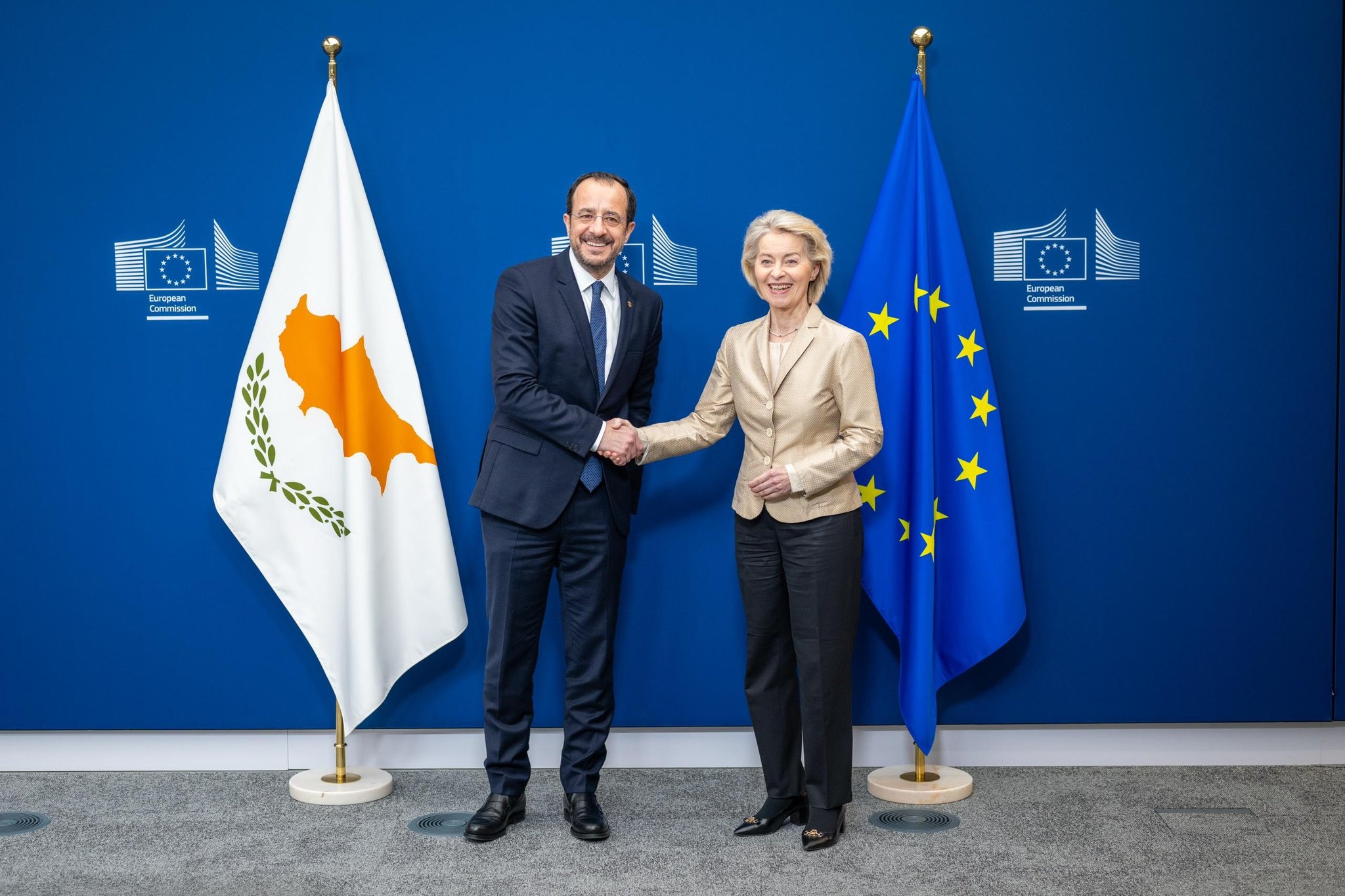 Χριστοδουλίδης στο Παρίσι: Συνάντηση με Φον ντερ Λάιεν και ξένους ηγέτες στην Εθνική Ημέρα της Γαλλίας