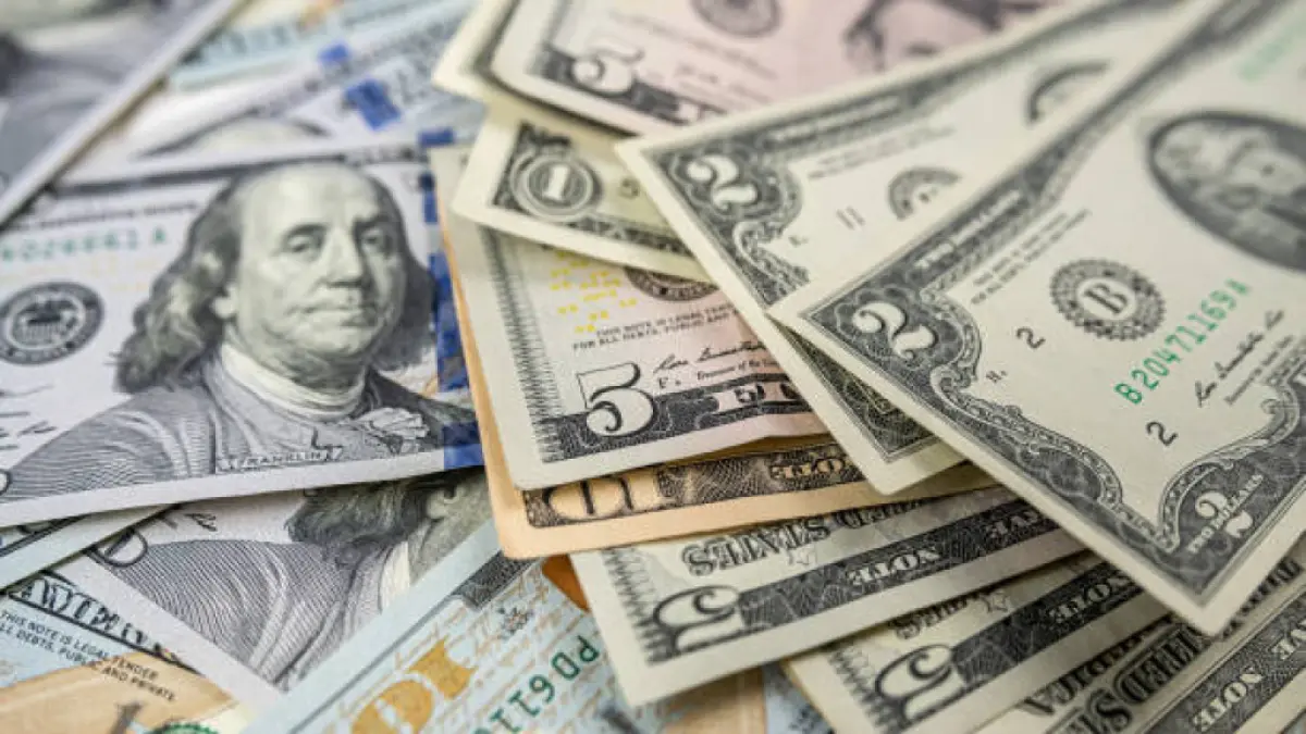 Precio del dólar hoy en Colombia cayó tras haber cerrado por aumento de la tasa de interés