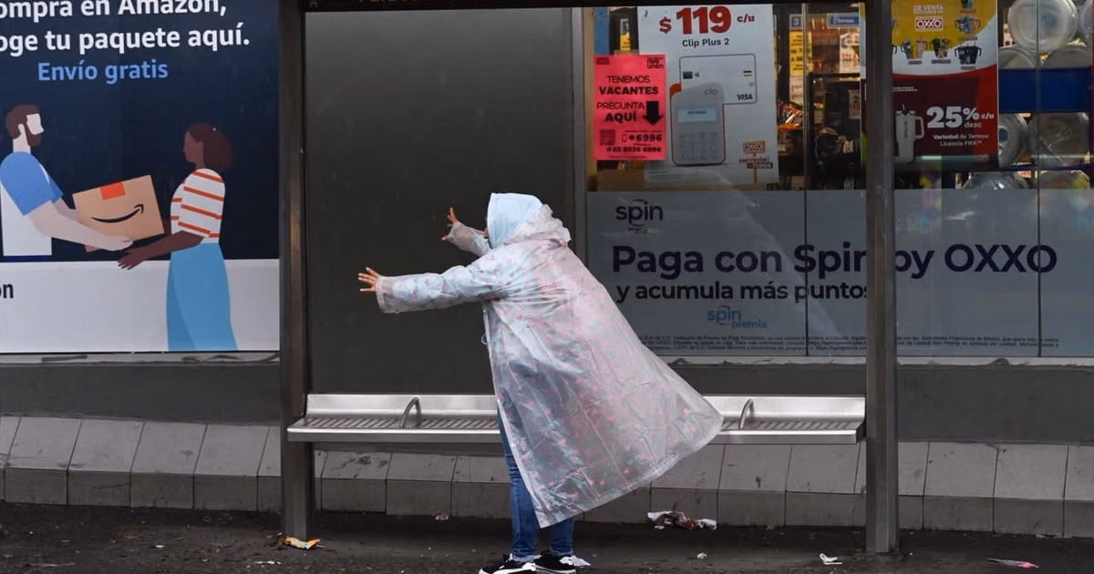 Lluvias puntuales muy fuertes azotarán este miércoles a 18 entidades
