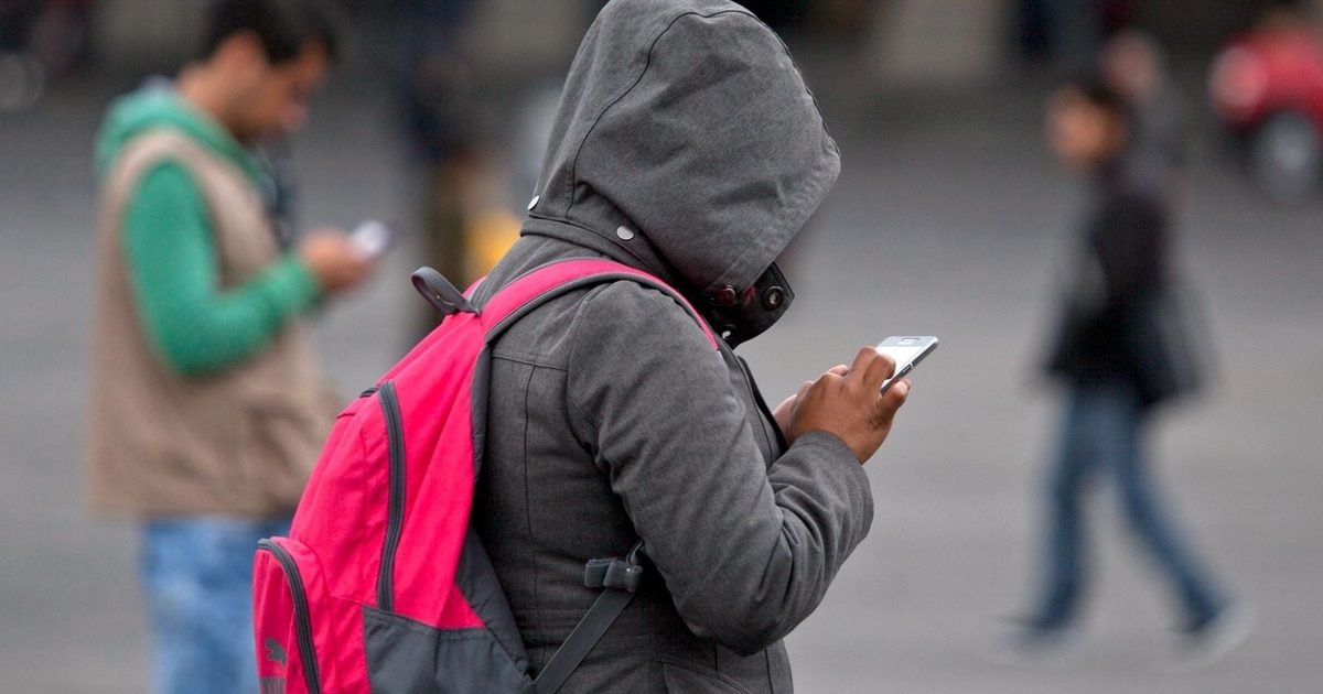 Senador panista pide prórroga de 180 días para el registro de celulares