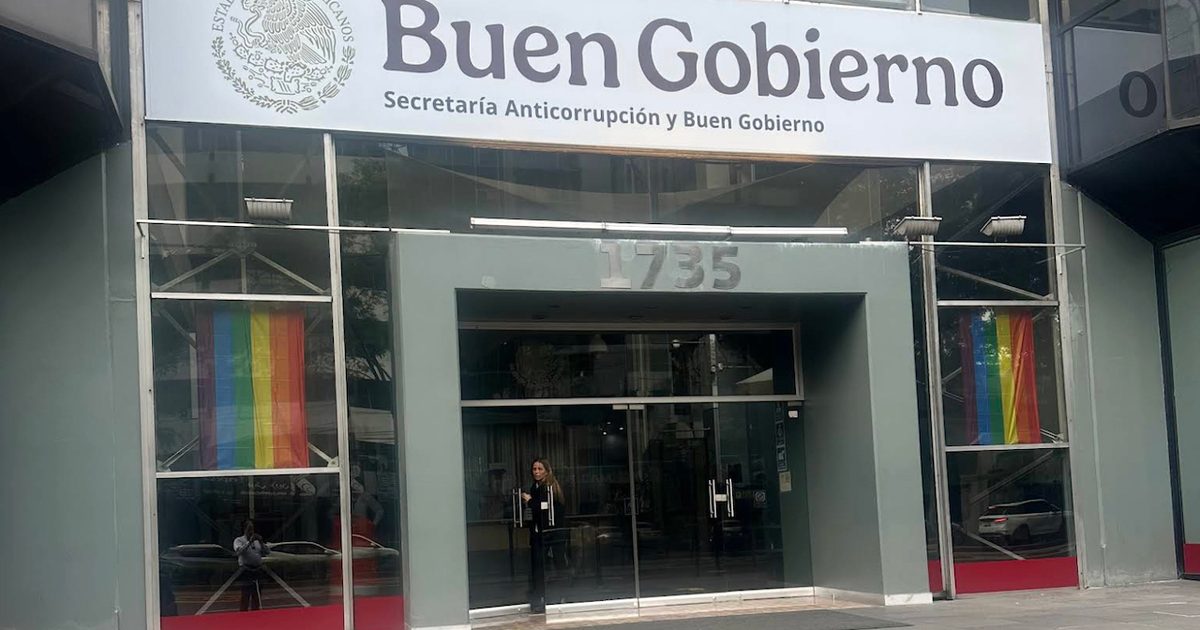Inhabilitan a exadministrador de Aduana por mentir en su declaración