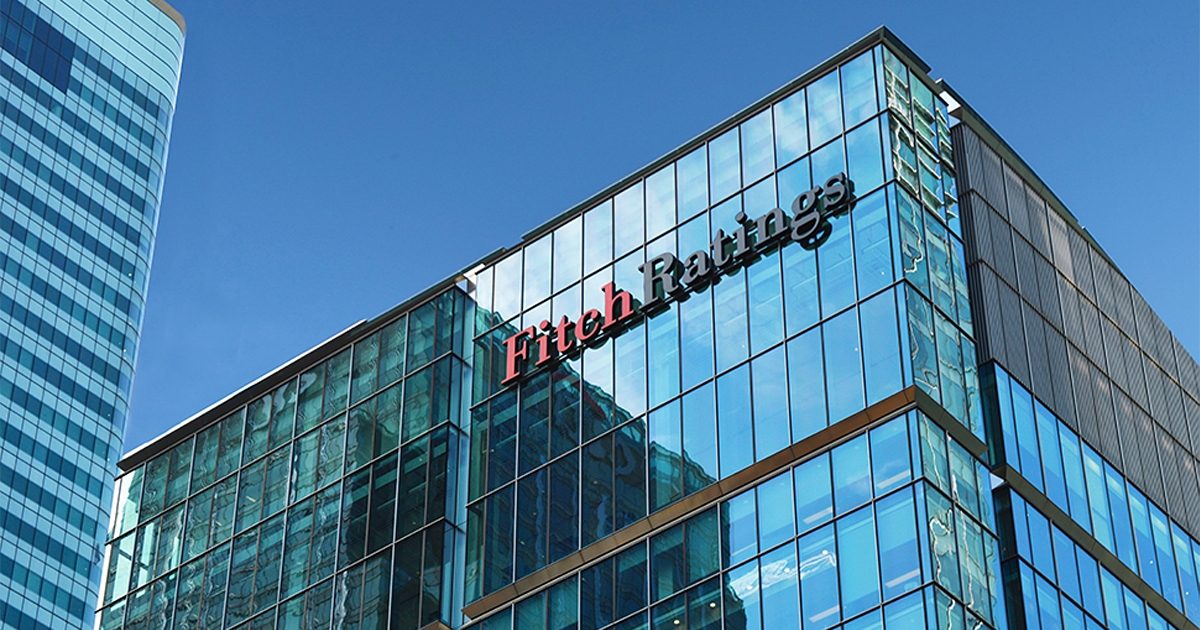 Sigue latente el riesgo de punto final al T-MEC: Fitch; urge a reducir la deuda