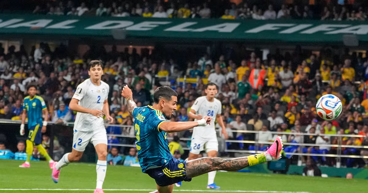 La espera valió la bendita pena: Colombia fue el último ganador de la primera fecha del Mundial