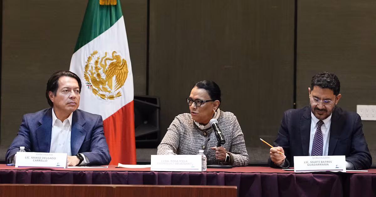 Gobierno y CNTE negocian contrarreloj mientras crece la tensión por futuras protestas
