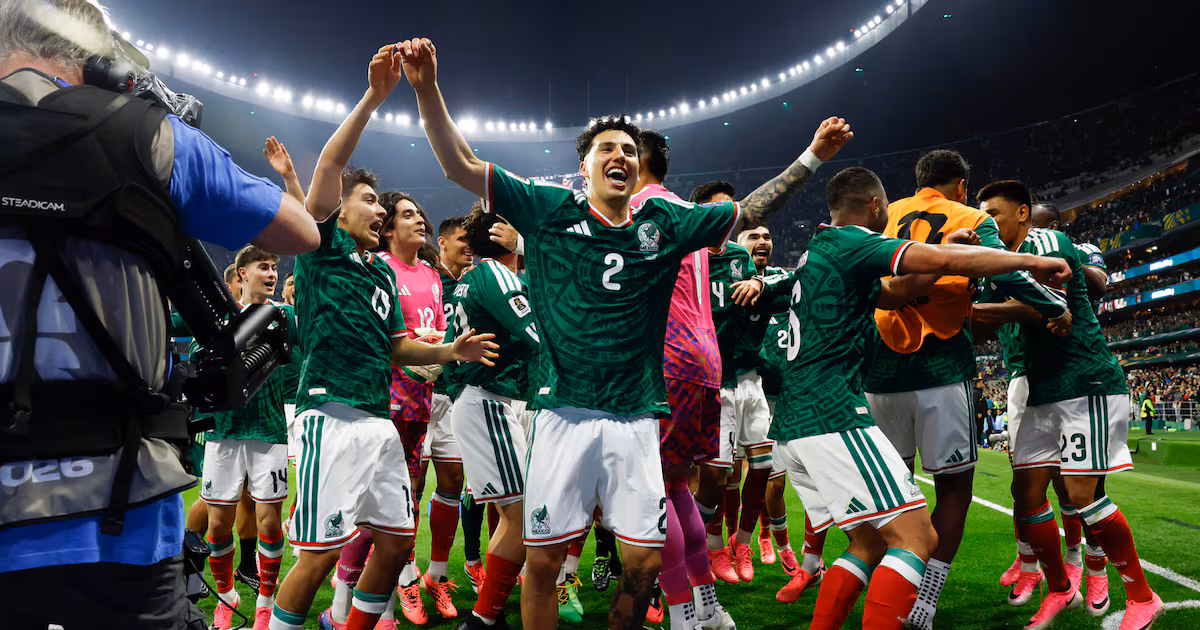 ¡No inglés! Marcas muestran apoyo al Tricolor cambiando sus nombres a español