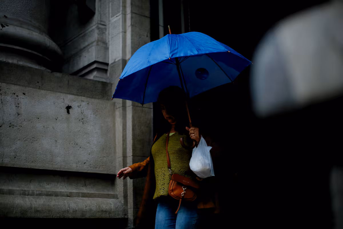 Lluvia en Santiago: ¿A qué hora comienzan las precipitaciones hoy sábado? Esto dice el pronóstico del tiempo
