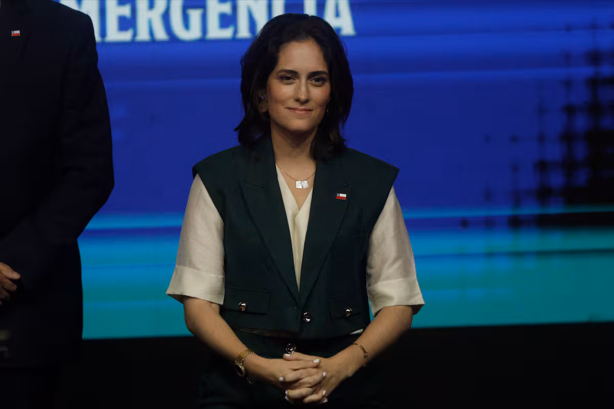 Ministra Wulf advierte por crisis de natalidad: “Vamos a ir más a cementerios que a salas de maternidad”