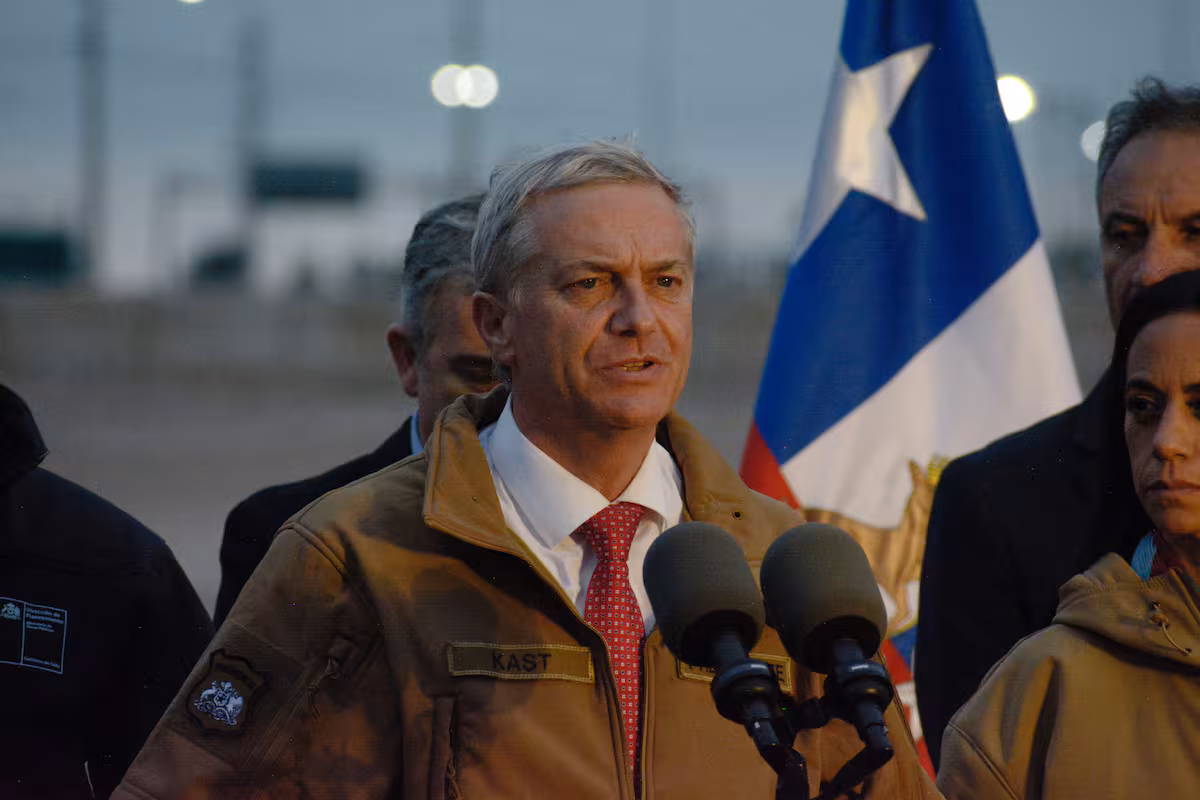 Presidente Kast descarta “falta de humanidad” tras embargos por el CAE: “Si yo tenía los recursos y no pagué lo que debía, eso afecta al país”