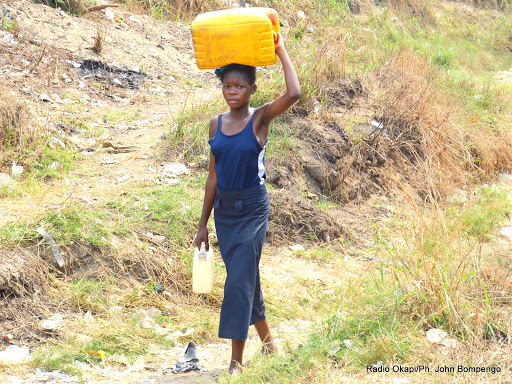Des habitants de Kimbondo à Kinshasa privés d’eau potable depuis plus de dix ans