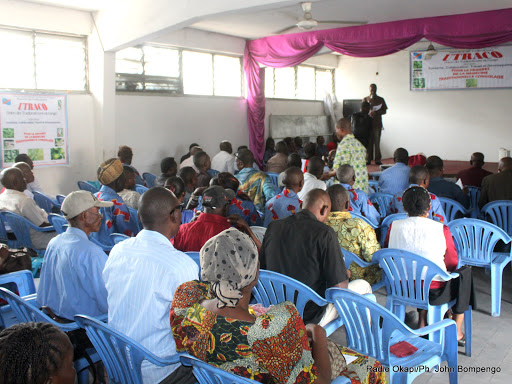 Les tradipraticiens s’engagent dans la sensibilisation communautaire contre l’épidémie d’Ebola à Bunia