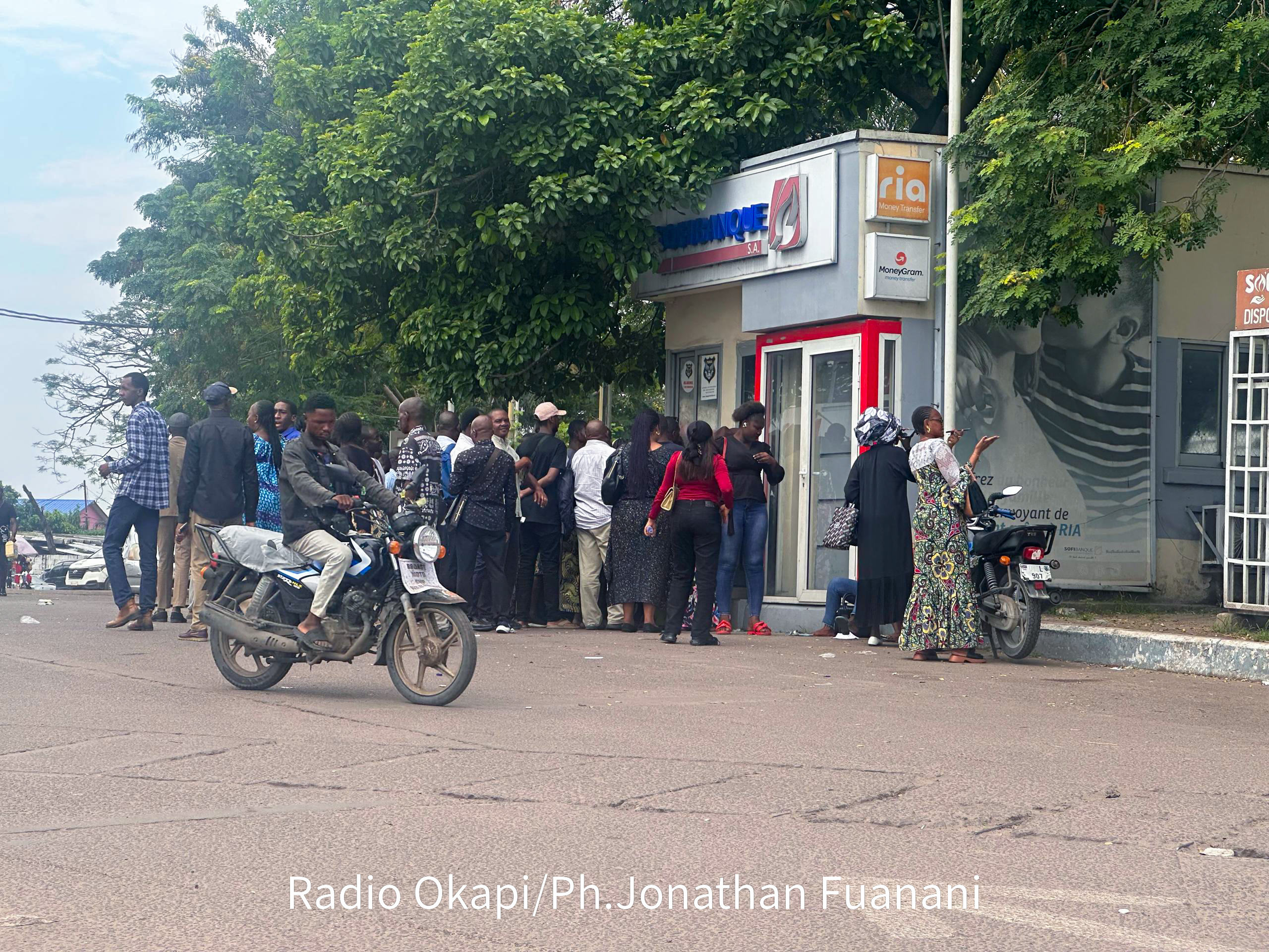 « Le Congo n’est pas à vendre » dénonce de fortes inégalités salariales dans la fonction publique malgré la hausse du budget de l’État