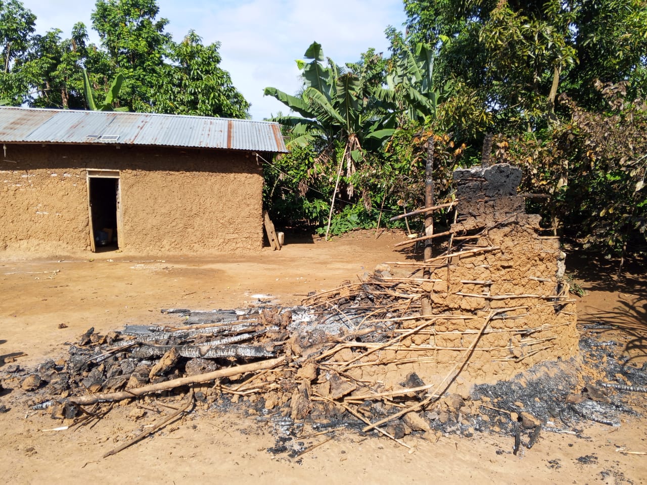 Attaque des ADF contre un site minier à Mambasa : plusieurs victimes et un déplacement massif des populations