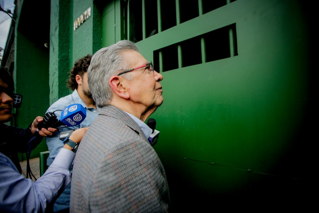 Lavín padre rompe el silencio y apunta a los medios: “La farandulización ha sido terrible para nosotros”