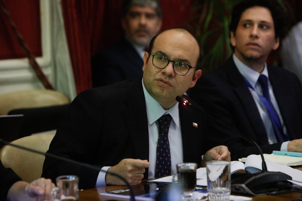 Chile destaca despliegue de Bomberos en Venezuela mientras cifra de fallecidos supera los 1.400